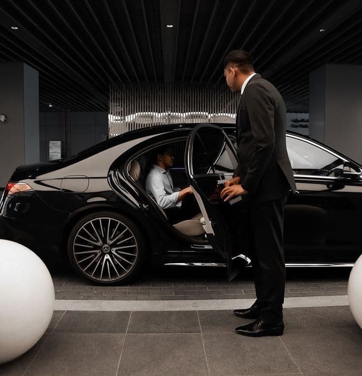Experience London Like a VIP This September with i London VIP Chauffeur
