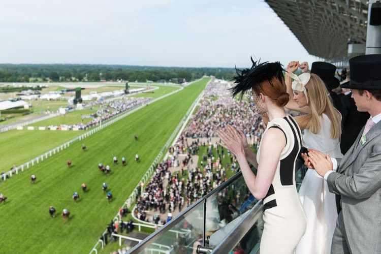 Arrive in Style: Why Booking a Chauffeur for Ascot This Month is a Smart Move