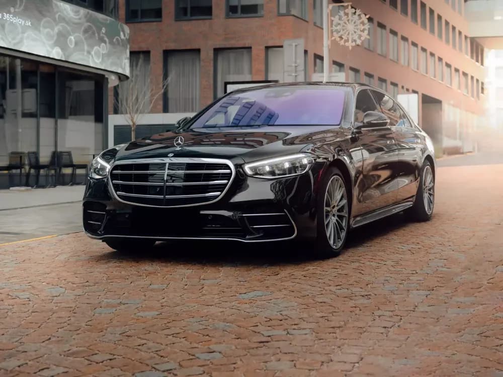 Why i London VIP Chauffeur Services Outshine Traditional Taxis