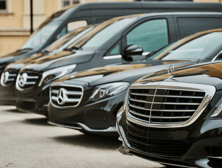 Fleet of luxury chauffeur cars lined up in London for private sightseeing tour service