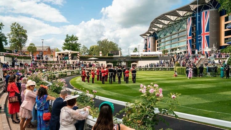 Ascot Chauffeur Services – Luxury Travel to Royal Ascot and Race Days