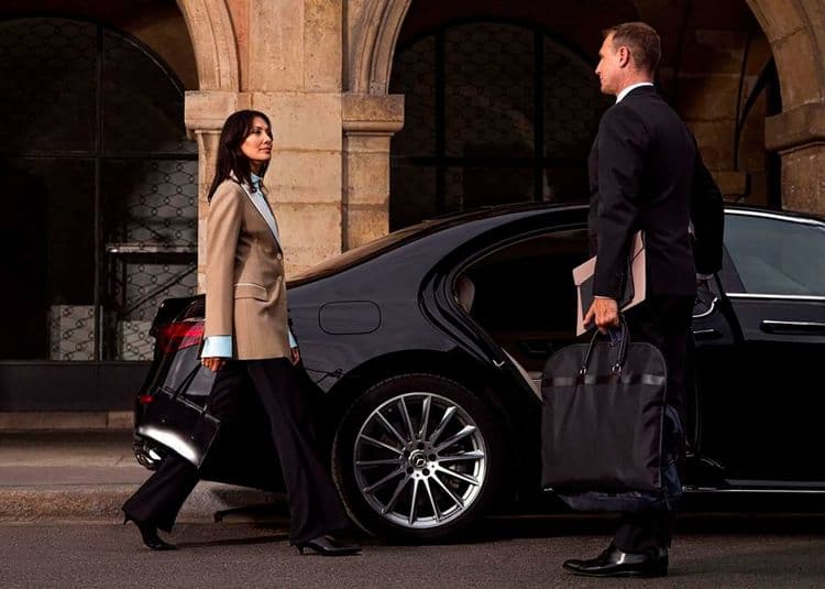 Exclusive Chauffeur Service for Luxury Travel