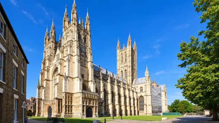 London to Canterbury Chauffeur Service