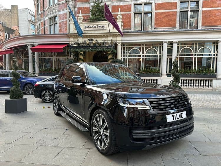 Your Bespoke Luxury Shopping & Private Tour Chauffeur in London